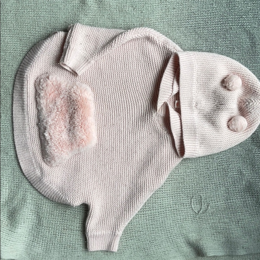 Kids sweater.